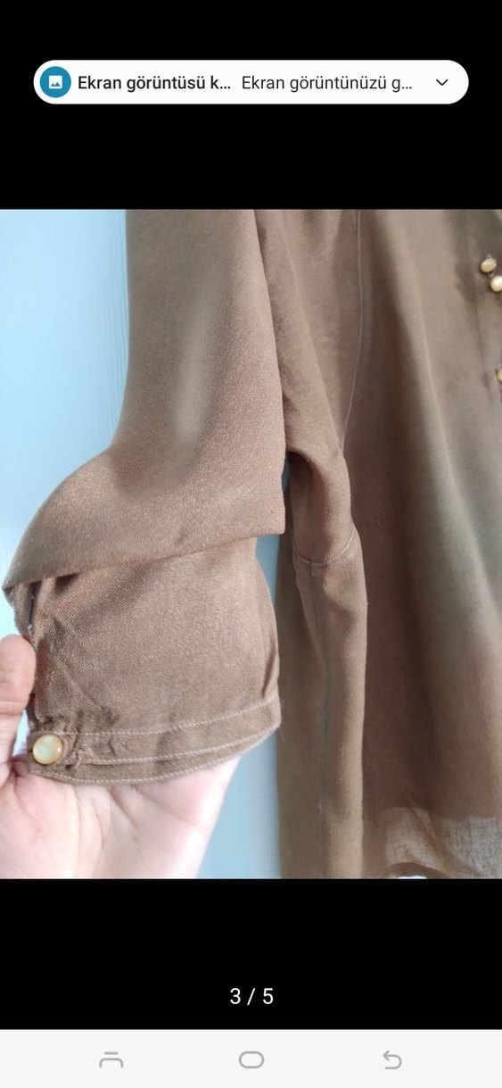 Düğmeli Bej Kadın parlakkumasli Gömlek - Görsel 2