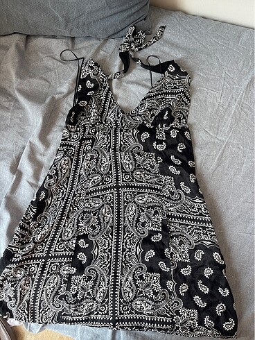 BERSHKA elbise