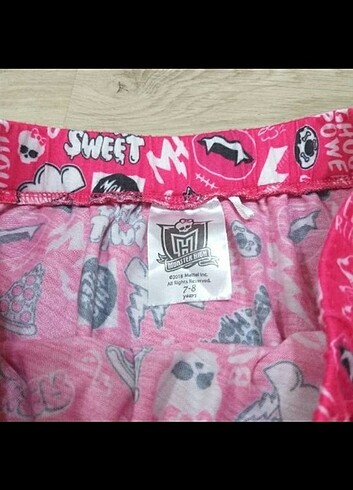Monster High MONSTER HIGH 7-8 YAŞ PEMBE ETEK 1,2 KEZ GIYILDI