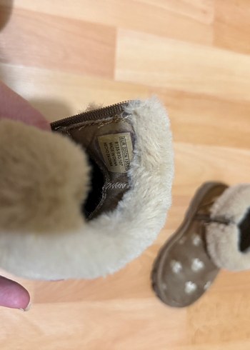 Bebek Bej Süet Tüylü Bot - Görsel 3