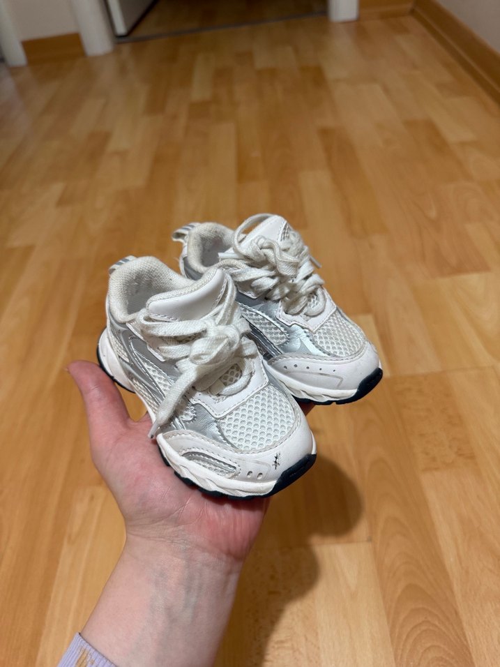 Zara Beyaz Çocuk Sneakers - Görsel 3