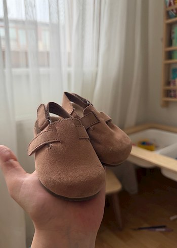 Çocuk Süet Toka Detaylı Kahverengi Terlik - Görsel 3