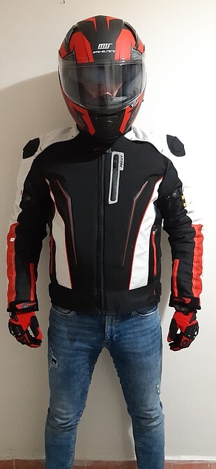 Motorcu montu