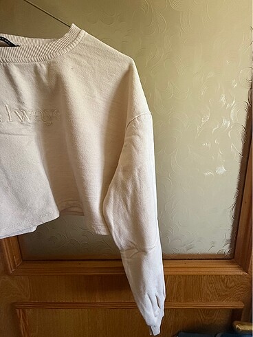 m Beden Crop sweat
