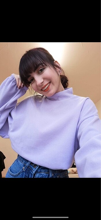 Beli lastikli crop triko
