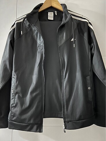Adidas orjinal bayan eşofman takımı .