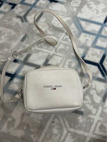 Beden TOMMY HILFIGER ÇANTA