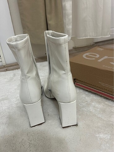 39 Beden BERSHKA BOT