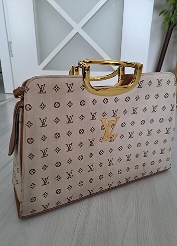 Louis Vuitton Louis Vuitton Çanta 