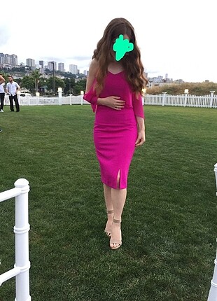 pembe elbise