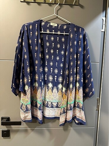 Pull and Bear Kimono