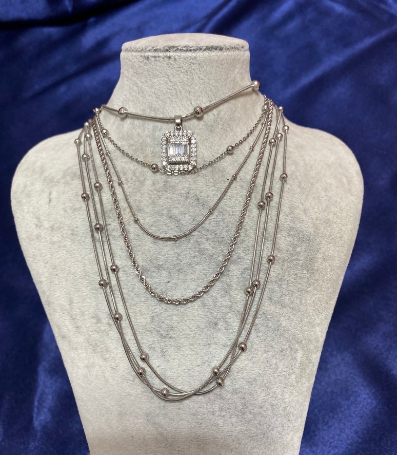 Altın Mini İşlemeli Payetli Kalp Kolye - Görsel 5