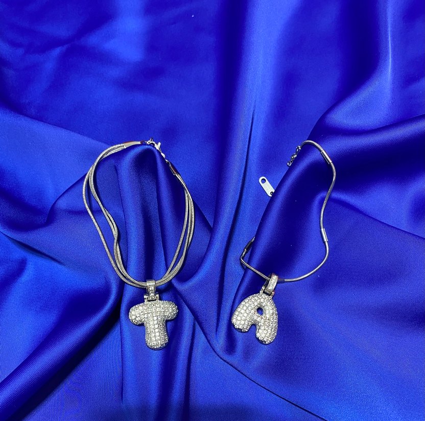 Payetli A Harfli Midi Kadın Kolye - Görsel 5