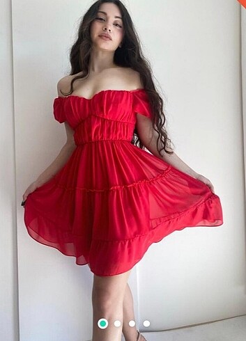36 Beden kırmızı Renk Kısa elbise 