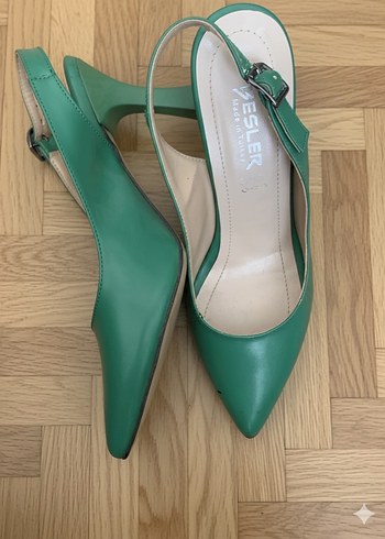 Yeşil Tokalı İnce Topuklu Kadın Ayakkabı - Görsel 4