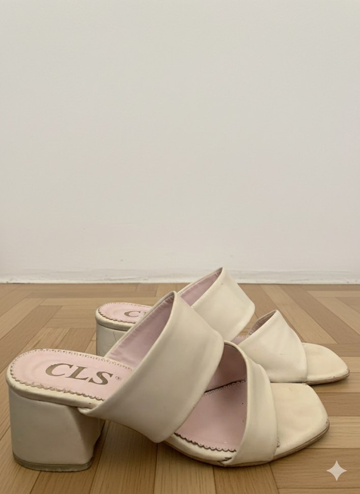 Beyaz Kadın Dolgu Topuklu Terlik - Görsel 3