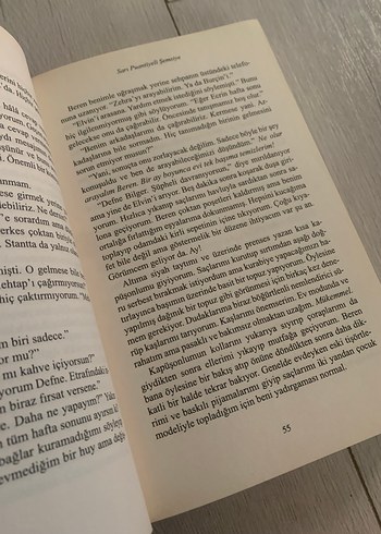 Sarı Puantiyeli Şemsiye - Betül Güçlü - Görsel 3