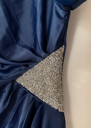 Uzun Kol Drapeli Lacivert Tesettür Abiye Elbise - Görsel 4