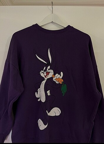 Bugs bunny sweatshirt 