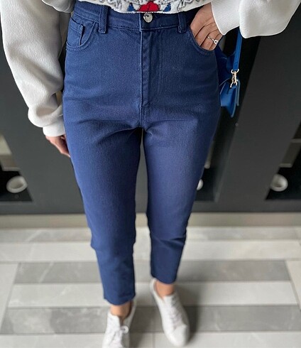 Lacivert jean