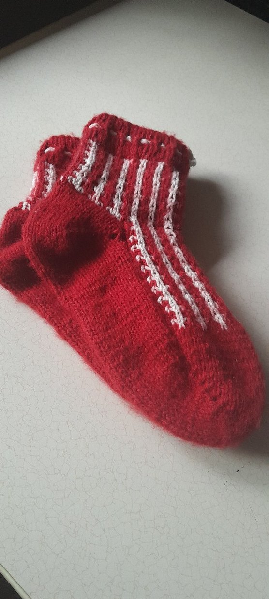 kadın  Kırmızı Örgü Çorap - Görsel 2