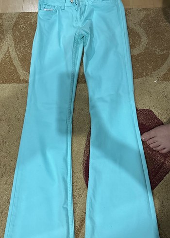 Turkuaz Beli Kemerli Kadın Jean Pantolon