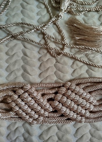 Püsküllü Bej Örgü Kadın Kemer - Görsel 2