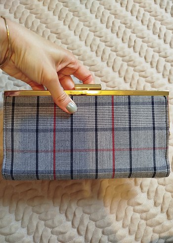 Kare Desenli Gri Kadın Portföy Çanta - Görsel 2