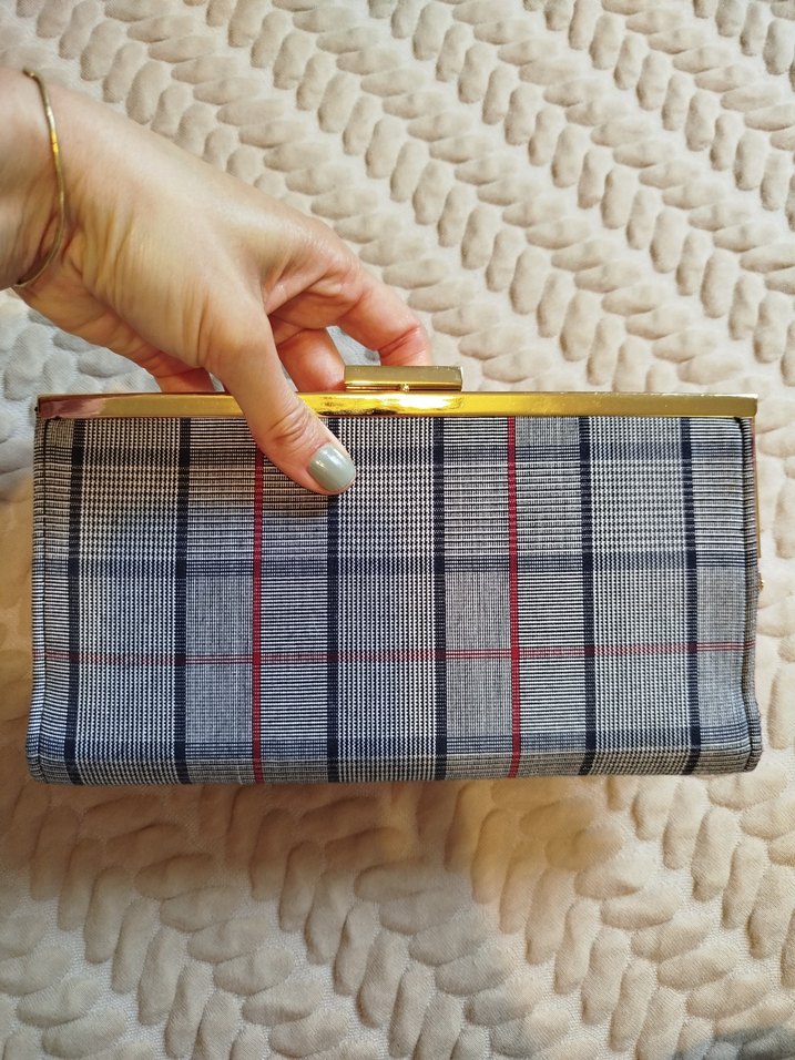 Kare Desenli Gri Kadın Portföy Çanta - Görsel 2