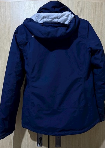 Su geçirmez mont - Görsel 4