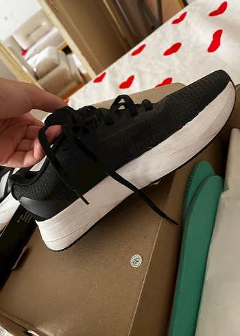 Adidas Unisex Siyah Beyaz Bağcıklı Spor Ayakkabı