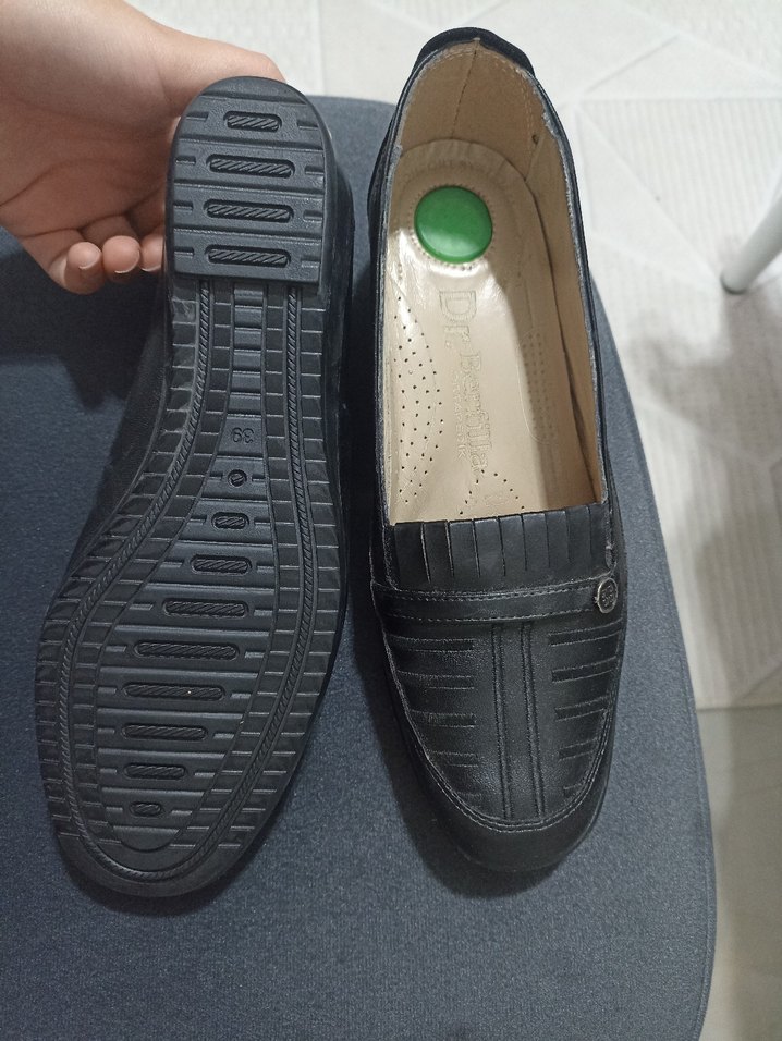 Dr Berfilla Kadın Siyah Dolgu Topuklu Babet - Görsel 4