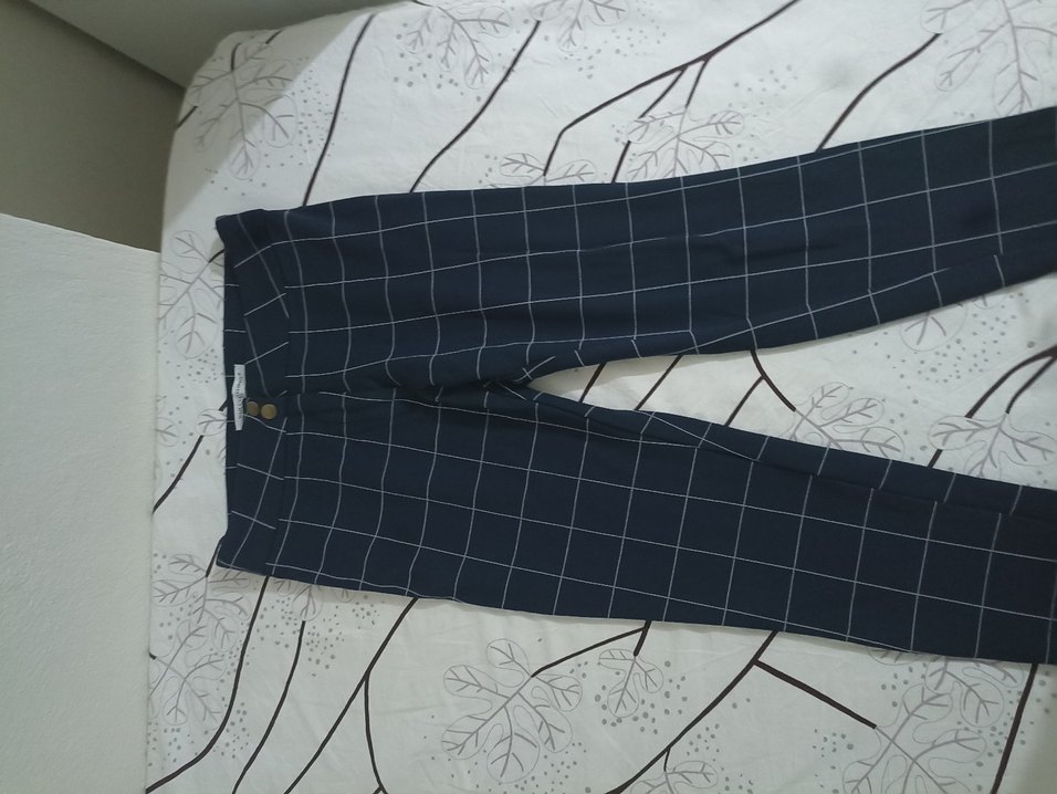 Gri Ekose Desenli Kadın Kumaş Pantolon - Görsel 2