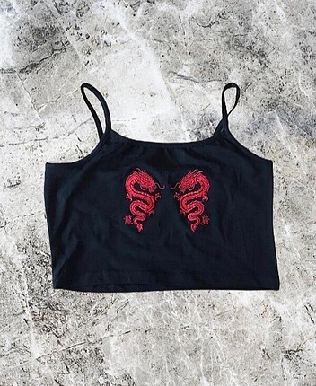 ejder desenli crop