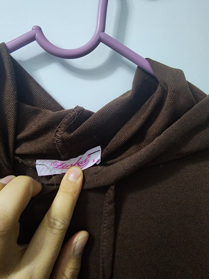 Kahverengi Kapüşonlu Salaş Uzun Elbise - Görsel 3