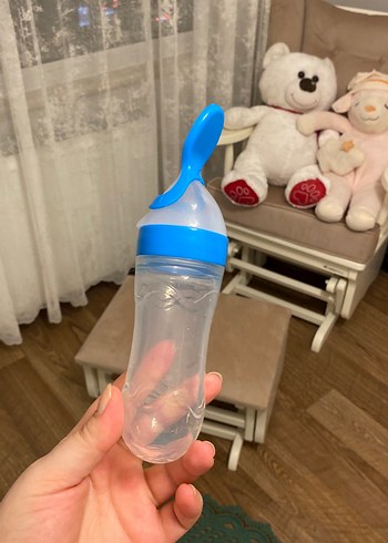 Mavi Bebek Besleme Şişesi