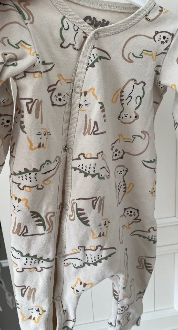 Uzun Kollu Gri Baskılı Bebek Tulum - Görsel 2