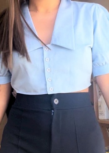 Bershka Balon kol bebe yaka gömlek