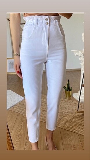 Beli büzgülü mom jean