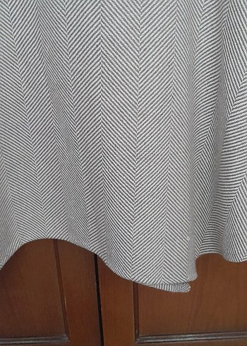 Dökümlü Midi  boy etek - Görsel 4