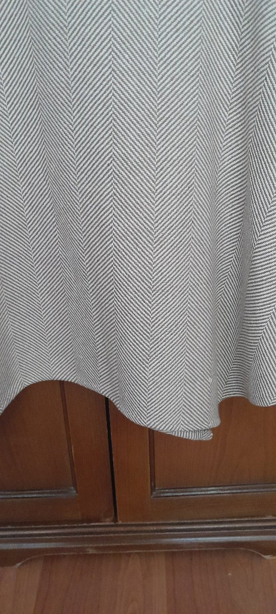 Dökümlü Midi  boy etek - Görsel 4