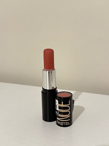 Pastel nude ruj 541
