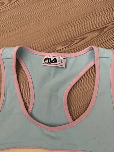 Fila Fila üst