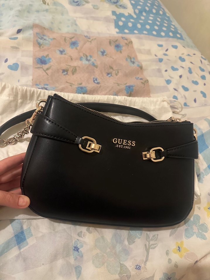 Guess Siyah Deri Tokalı Kadın Çanta - Görsel 2