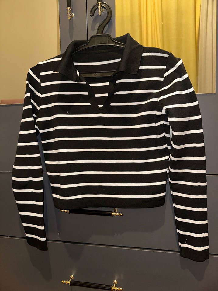 Düğmeli Siyah Beyaz Çizgili Kadın Kazak - Görsel 2