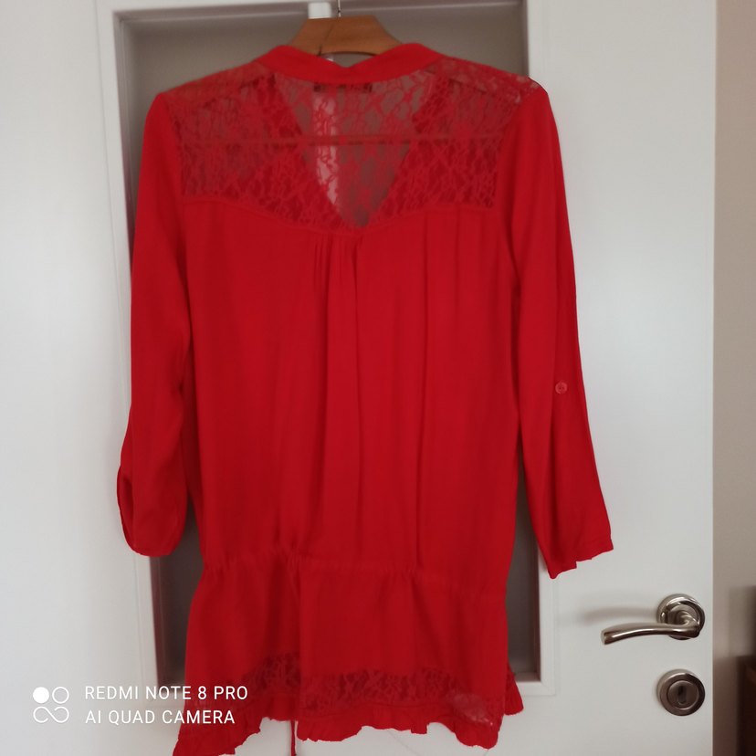 Narçiçeği Düğmeli Kadın Bluz - Görsel 3