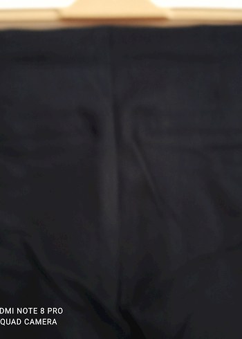 Siyah önü  düğmeli Kadın  Pantolon yandan fermuarlı vero moda . - Görsel 9