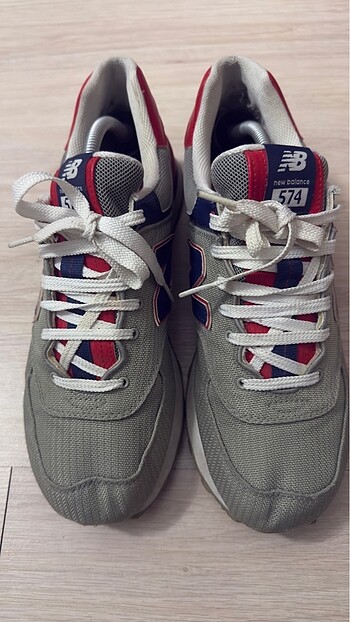 New Balance 44 numara Temiz