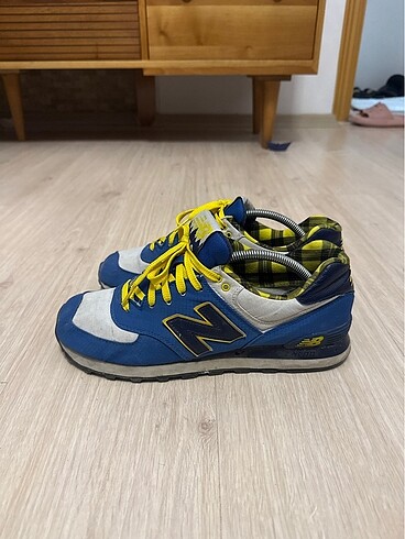New balance 44 numara temiz