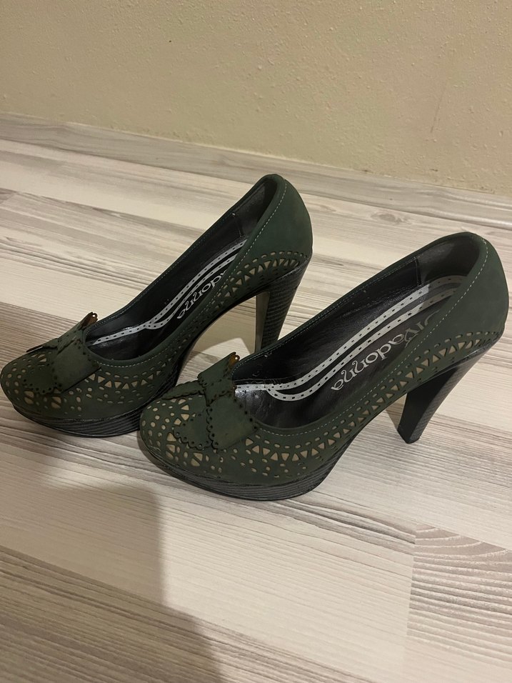 Dantel Detaylı Yeşil Platform Topuklu Kadın Ayakkabı - Görsel 2